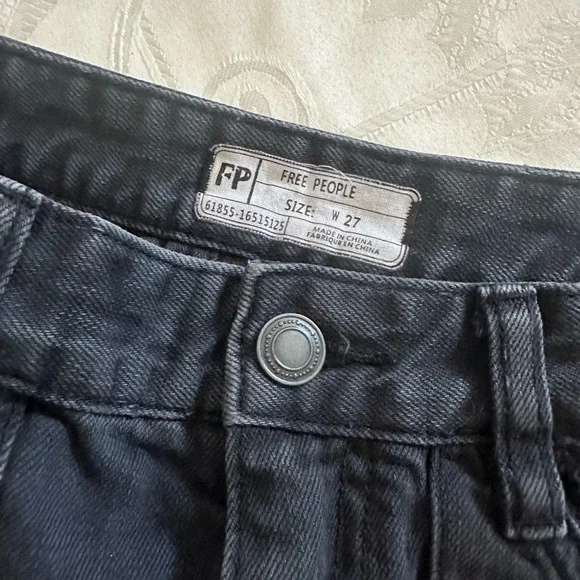 Free people black shorts size 27 - Picture 4 of 5